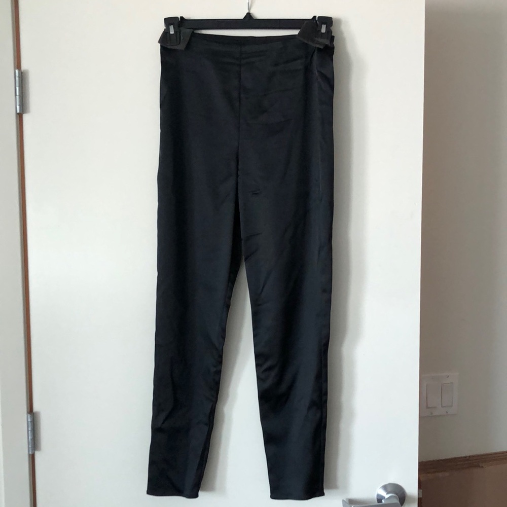 L’AGENCE SILK PANTS IN BLACK